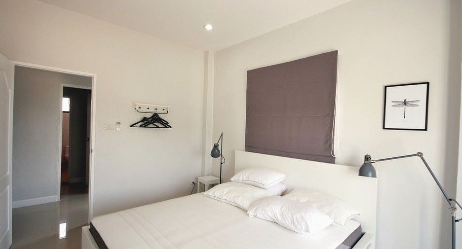 For sale 3 bedrooms townhouse in Pran Buri, Prachuap Khiri Khan