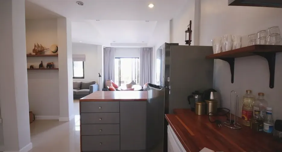 For sale 3 bedrooms townhouse in Pran Buri, Prachuap Khiri Khan