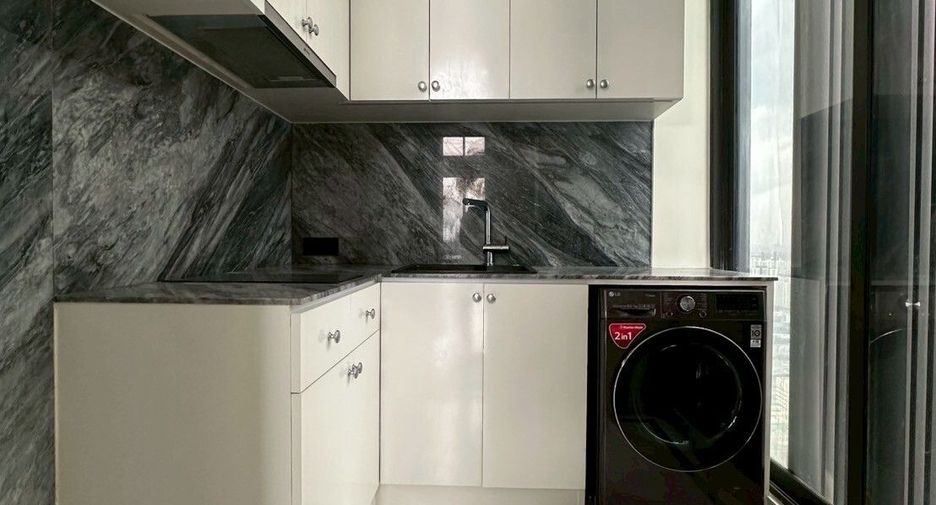 For sale and for rent 3 bedrooms condo in Watthana, Bangkok