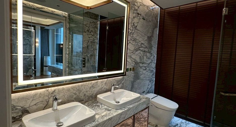 For sale and for rent 3 bedrooms condo in Watthana, Bangkok