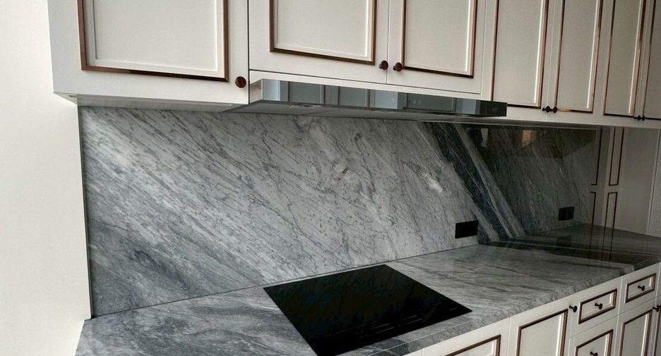 For sale and for rent 3 bedrooms condo in Watthana, Bangkok