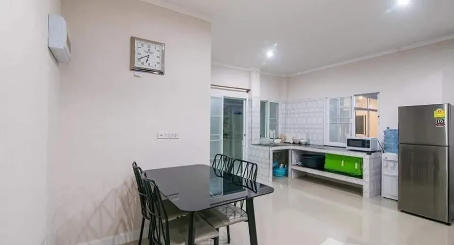 For rent 4 bedrooms villa in Hua Hin, Prachuap Khiri Khan