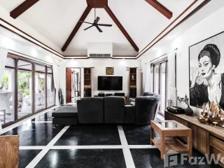 Villa en venta de 4 habitaciones en Mueang Phuket, Phuket