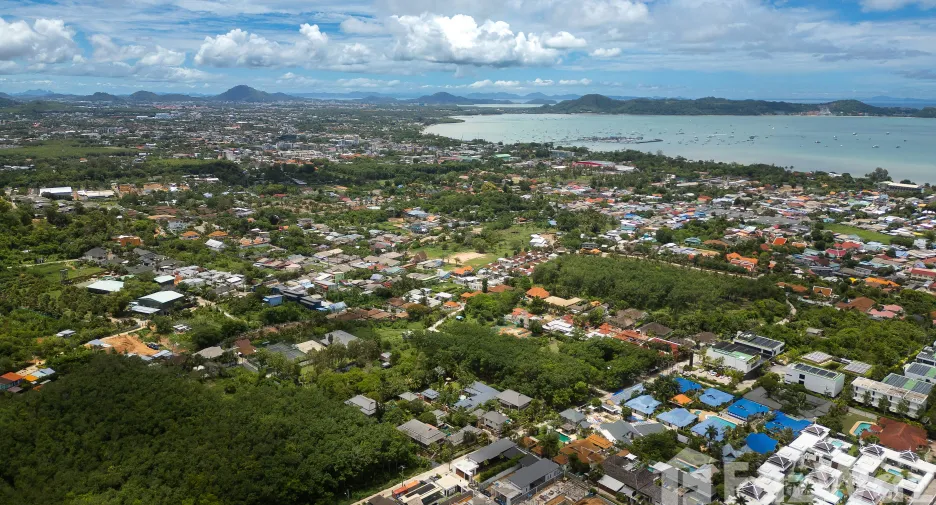 Villa en venta de 4 habitaciones en Mueang Phuket, Phuket