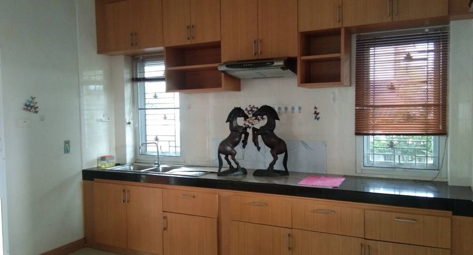 For sale 3 bedrooms house in San Sai, Chiang Mai