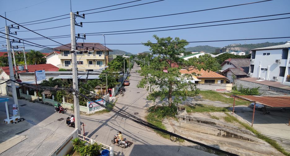 For sale 20 bedrooms retail Space in Hua Hin, Prachuap Khiri Khan