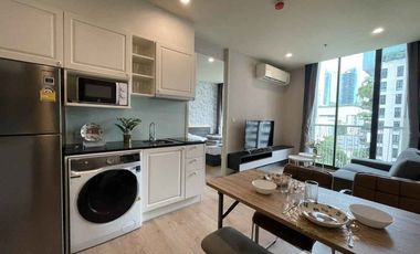 Продажа и аренда 1 кровать кондо в Щаттхана, Бангкок