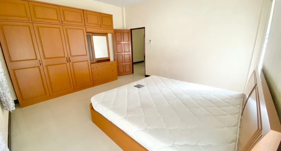 For rent 3 bedrooms house in Bang Lamung, Chonburi