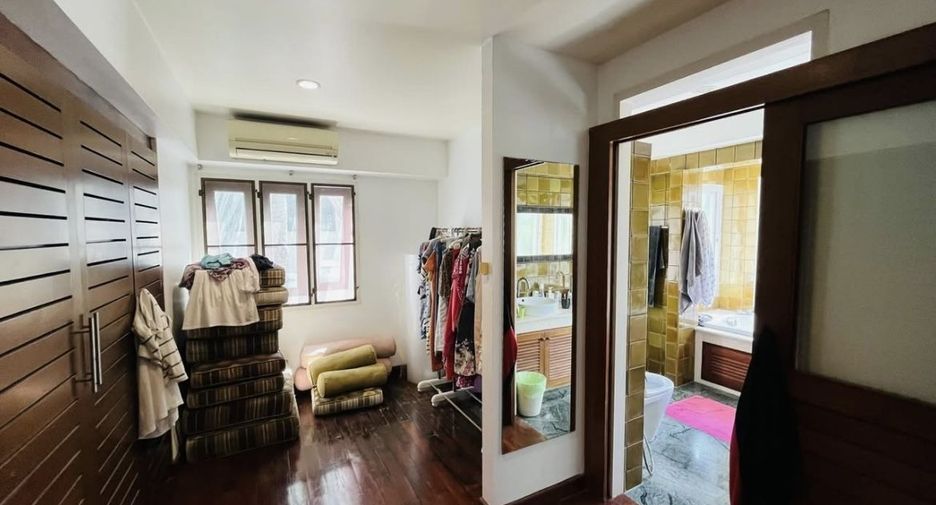 À vendre 4 chambres villa à Mueang Phuket, Phuket