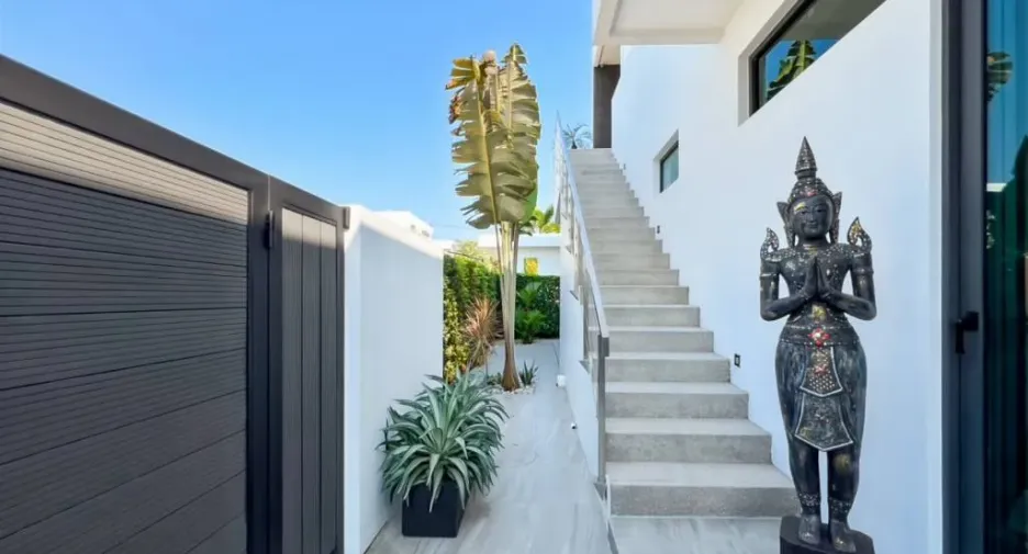 Villa zum Kauf mit 5 Zimmer in Hua Hin, Prachuap Khiri Khan