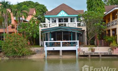 For rent 3 bedrooms house in Sattahip, Chonburi
