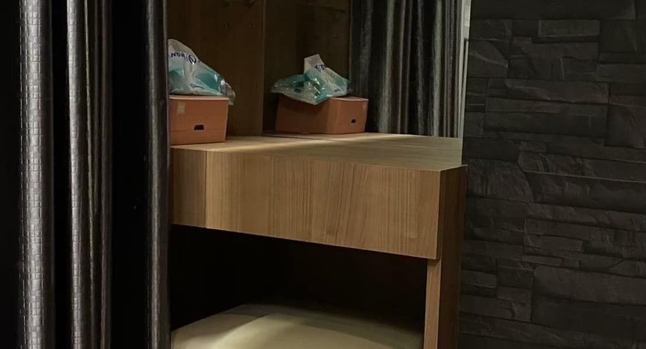 For sale 1 bed condo in Sathon, Bangkok