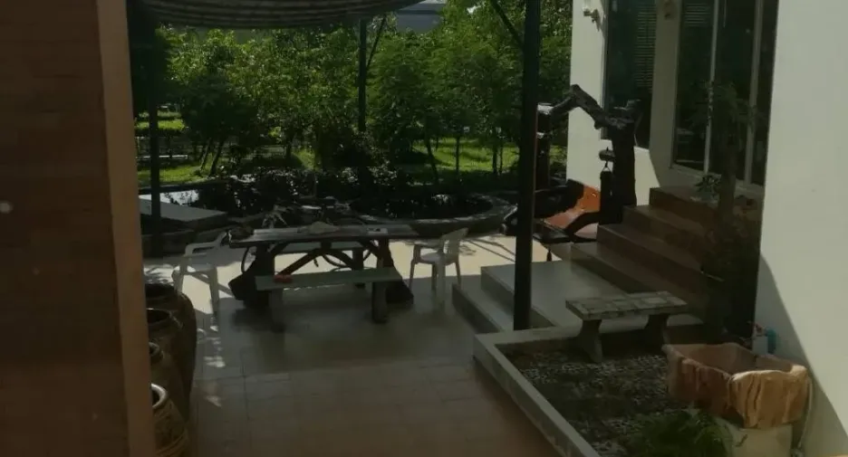 Casa en venta de 5 habitaciones en Saphan Sung, Bangkok