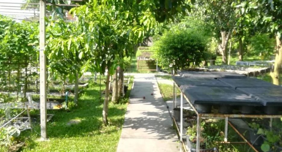 Casa en venta de 5 habitaciones en Saphan Sung, Bangkok