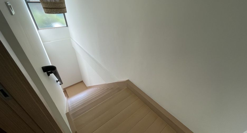 For sale 8 bedrooms house in Bang Lamung, Chonburi
