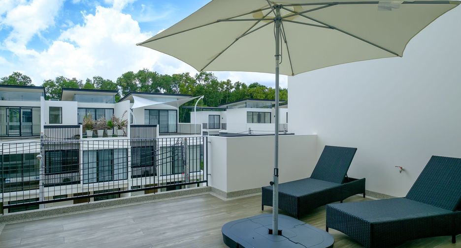 For sale 3 bedrooms townhouse in Thalang, Phuket