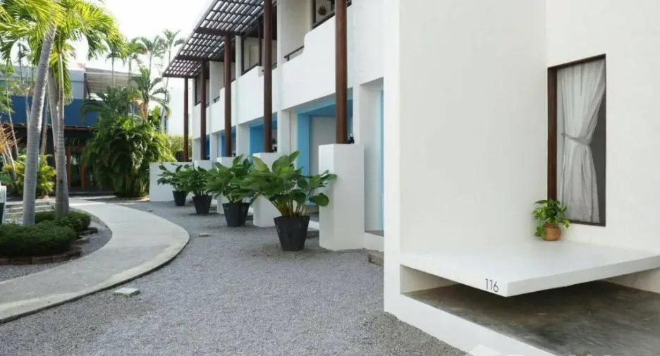 For sale 28 bedrooms hotel in Hua Hin, Prachuap Khiri Khan