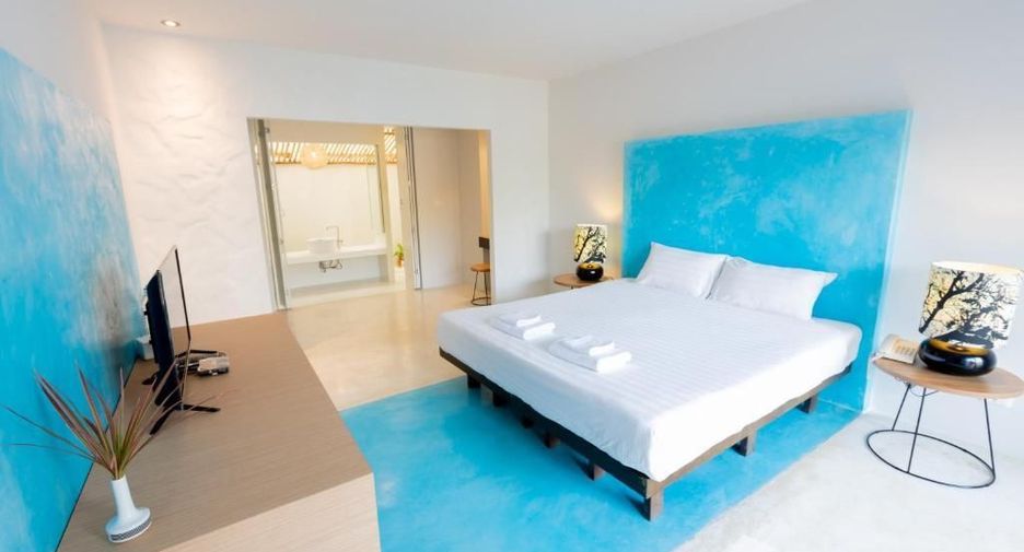 For sale 28 bedrooms hotel in Hua Hin, Prachuap Khiri Khan