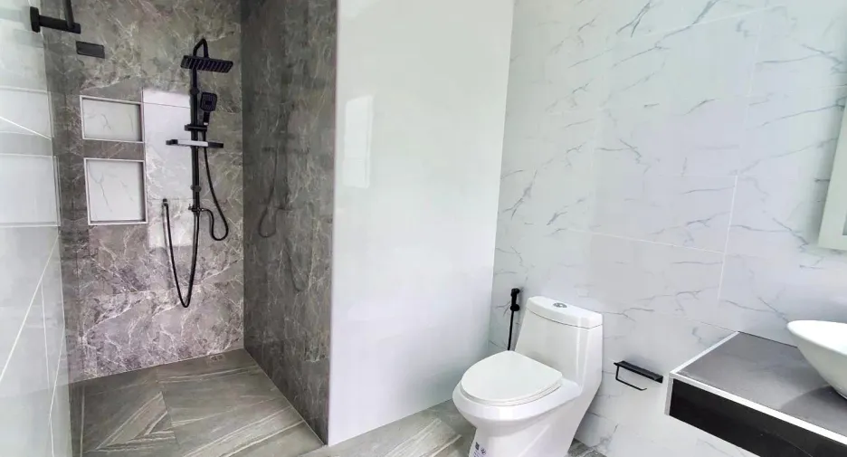 For sale 3 bedrooms house in Thalang, Phuket