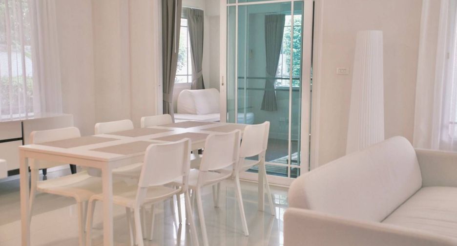 For rent 4 bedrooms house in Mueang Chiang Mai, Chiang Mai