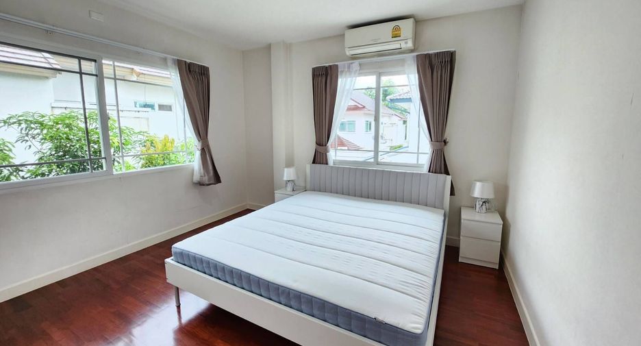 For rent 4 bedrooms house in Mueang Chiang Mai, Chiang Mai