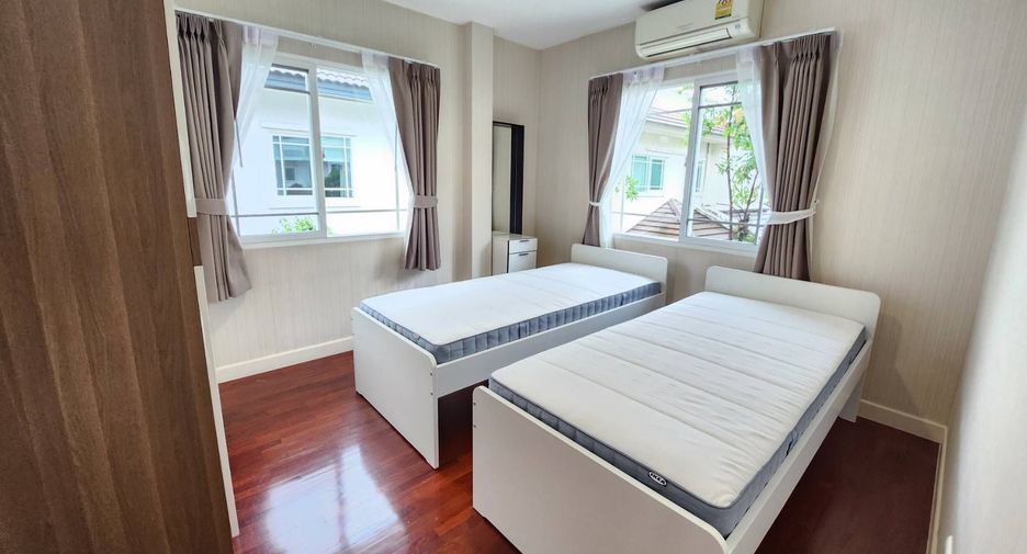 For rent 4 bedrooms house in Mueang Chiang Mai, Chiang Mai