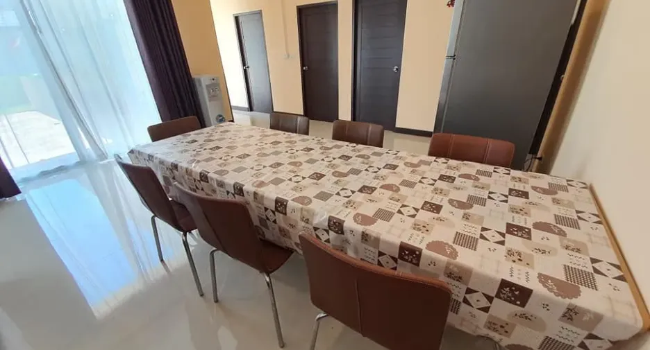 For sale and for rent 4 bedrooms villa in Hua Hin, Prachuap Khiri Khan