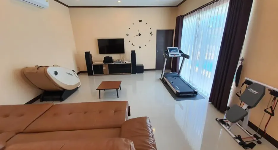 For sale and for rent 4 bedrooms villa in Hua Hin, Prachuap Khiri Khan