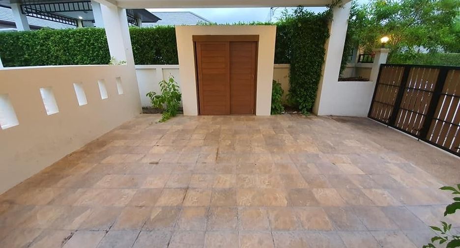 For sale and for rent 4 bedrooms villa in Hua Hin, Prachuap Khiri Khan