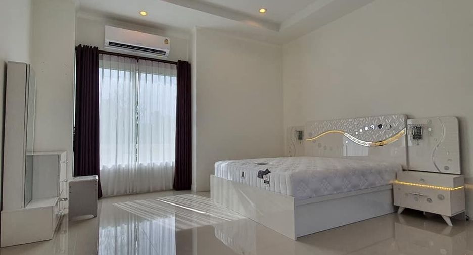 For sale and for rent 4 bedrooms villa in Hua Hin, Prachuap Khiri Khan