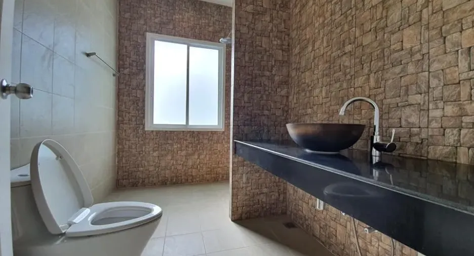 For sale and for rent 4 bedrooms villa in Hua Hin, Prachuap Khiri Khan
