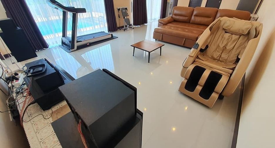 For sale and for rent 4 bedrooms villa in Hua Hin, Prachuap Khiri Khan