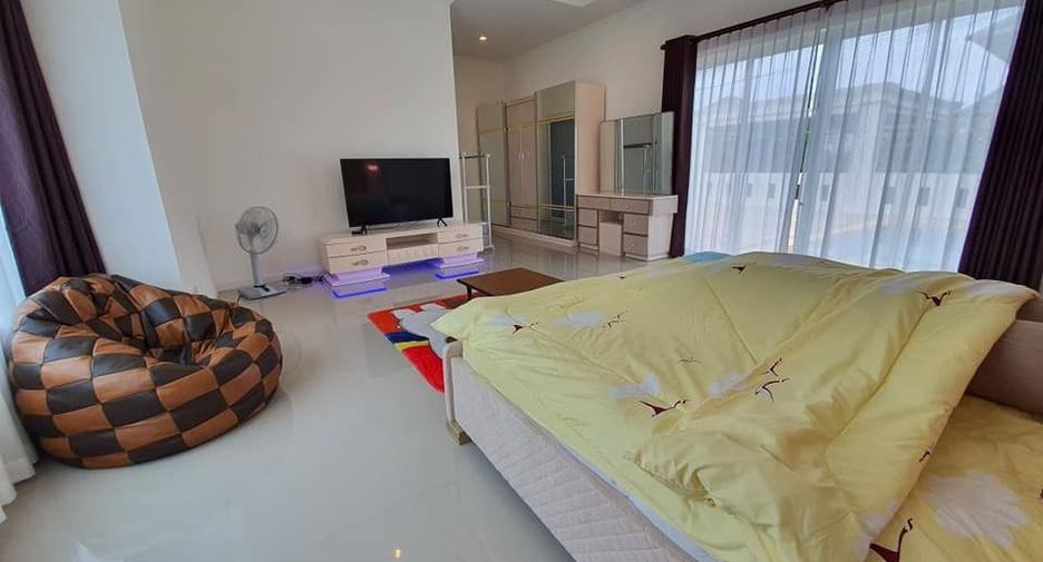 For sale and for rent 4 bedrooms villa in Hua Hin, Prachuap Khiri Khan