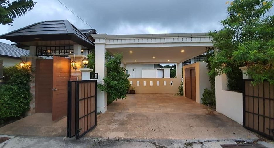 For sale and for rent 4 bedrooms villa in Hua Hin, Prachuap Khiri Khan