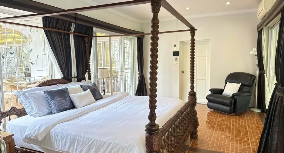 Haus zum Kauf und zur Miete mit 4 Zimmer in Bang Lamung, Chonburi