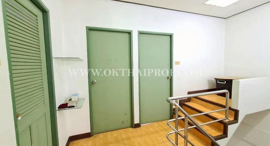 For sale 5 bedrooms townhouse in Bang Bua Thong, Nonthaburi