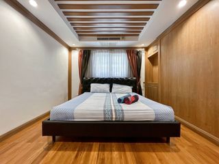 For sale 5 bedrooms townhouse in Hua Hin, Prachuap Khiri Khan