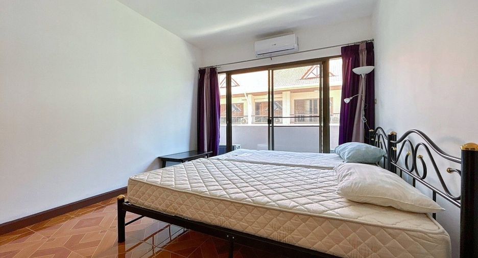 For sale 5 bedrooms townhouse in Hua Hin, Prachuap Khiri Khan