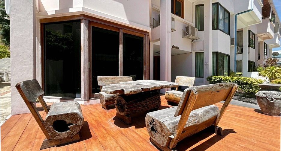 For sale 5 bedrooms townhouse in Hua Hin, Prachuap Khiri Khan