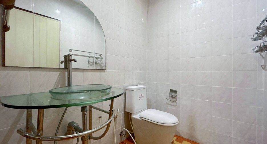 For sale 5 bedrooms townhouse in Hua Hin, Prachuap Khiri Khan
