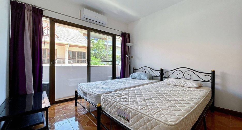 For sale 5 bedrooms townhouse in Hua Hin, Prachuap Khiri Khan