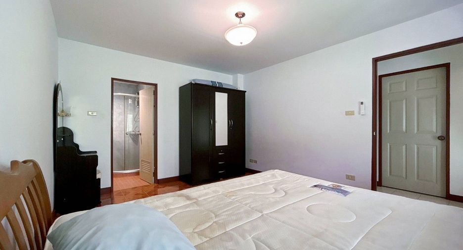 For sale 5 bedrooms townhouse in Hua Hin, Prachuap Khiri Khan