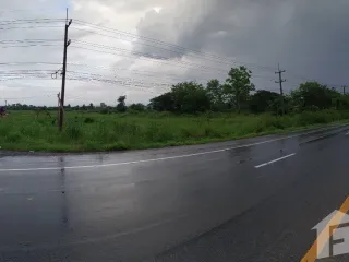 For sale land in San Kamphaeng, Chiang Mai