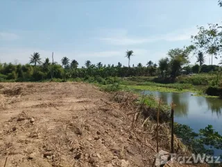 Grundstück zum Kauf in Pran Buri, Prachuap Khiri Khan