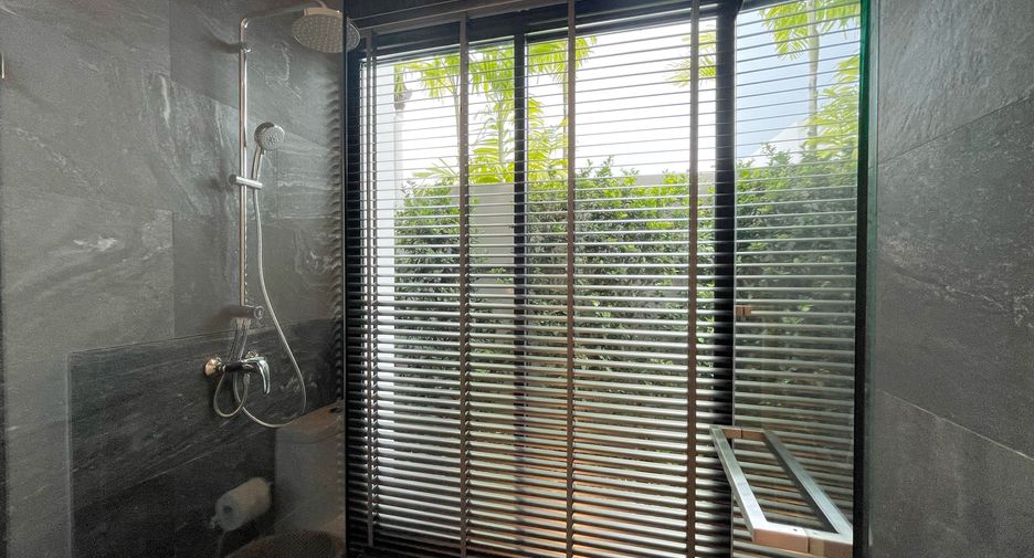 For rent 4 bedrooms villa in Thalang, Phuket