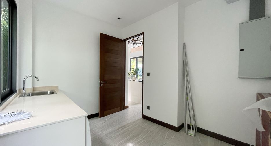 For rent 4 bedrooms villa in Thalang, Phuket