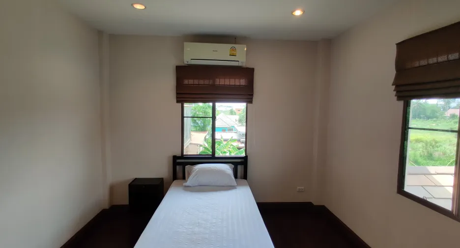 For rent 4 bedrooms house in Hua Hin, Prachuap Khiri Khan