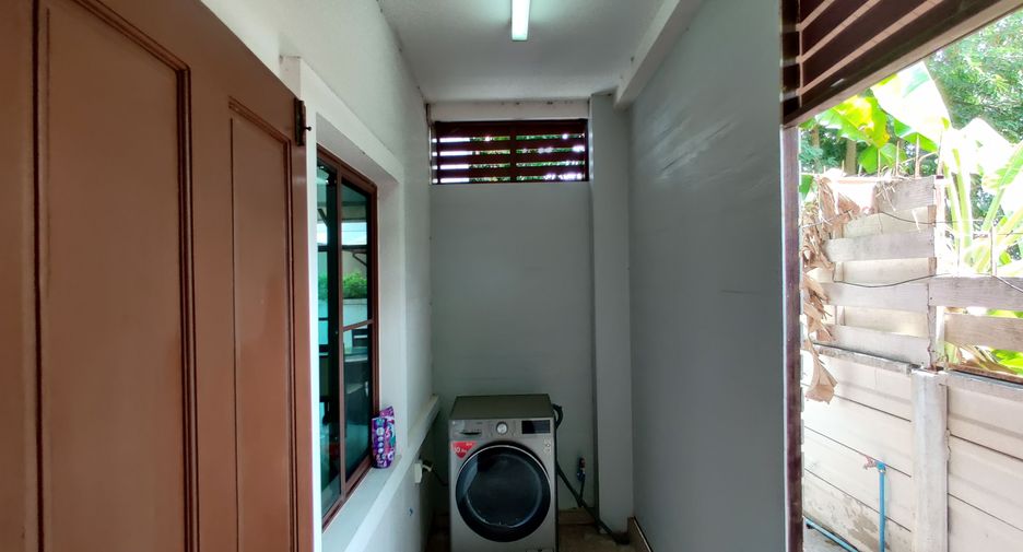For rent 4 bedrooms house in Hua Hin, Prachuap Khiri Khan