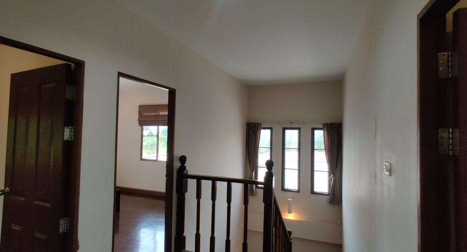 For rent 4 bedrooms house in Hua Hin, Prachuap Khiri Khan