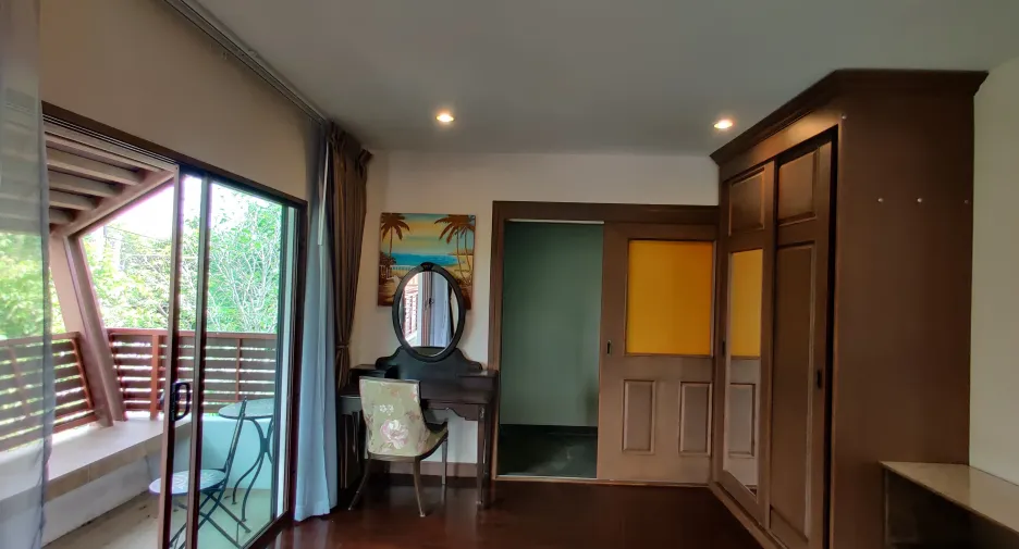 For rent 4 bedrooms house in Hua Hin, Prachuap Khiri Khan